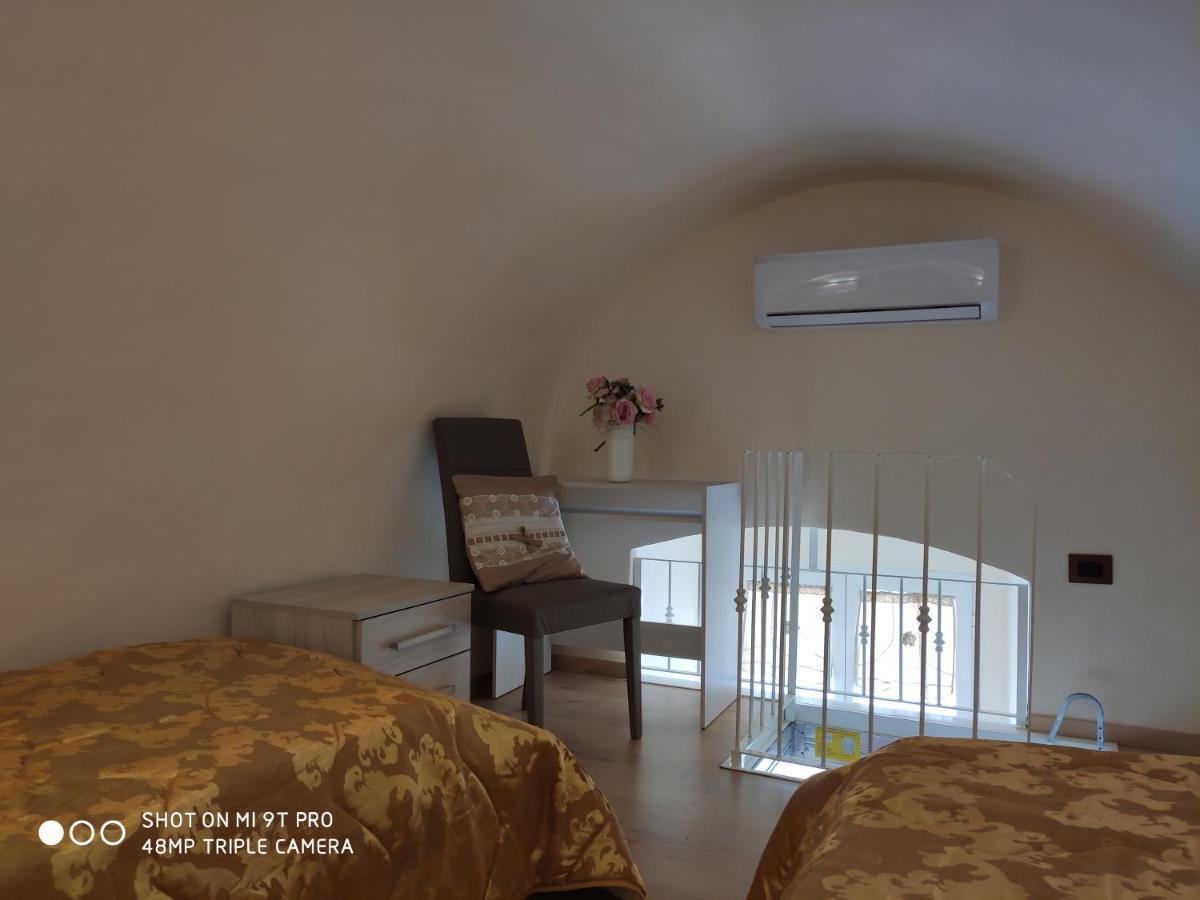 La Casa Delle Sorprese Apartman Trani Kültér fotó